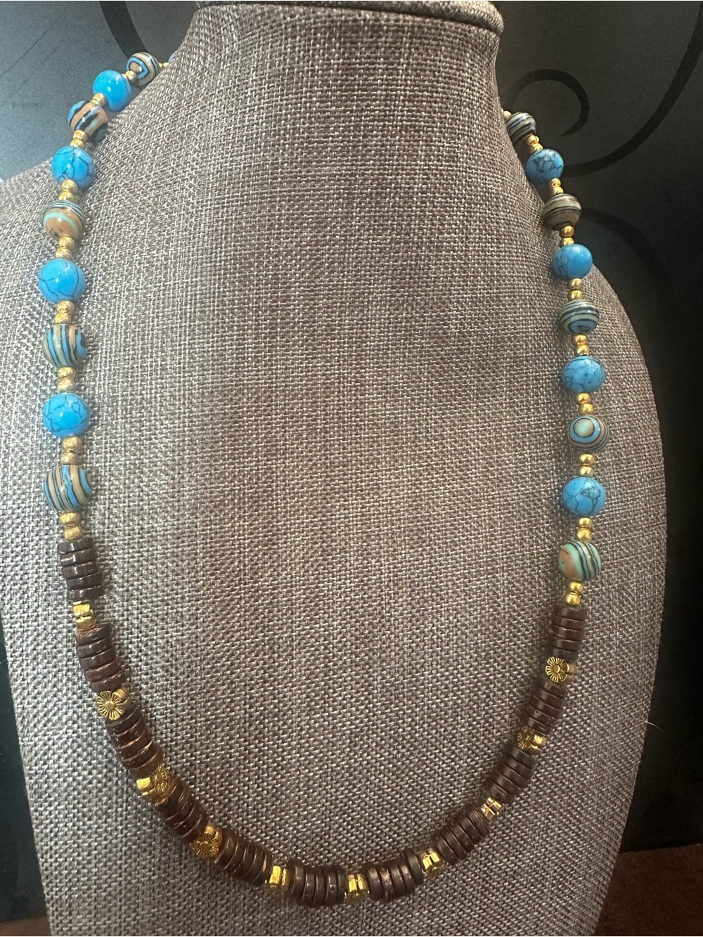 Elegant Beaded Necklace via with Blue Synthetic Malachite Brown Wood Accents